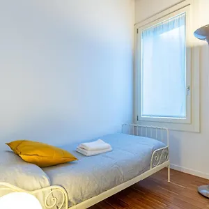  Appartamento Vittoria Apartments: Soccorso Soccorsetto Italia